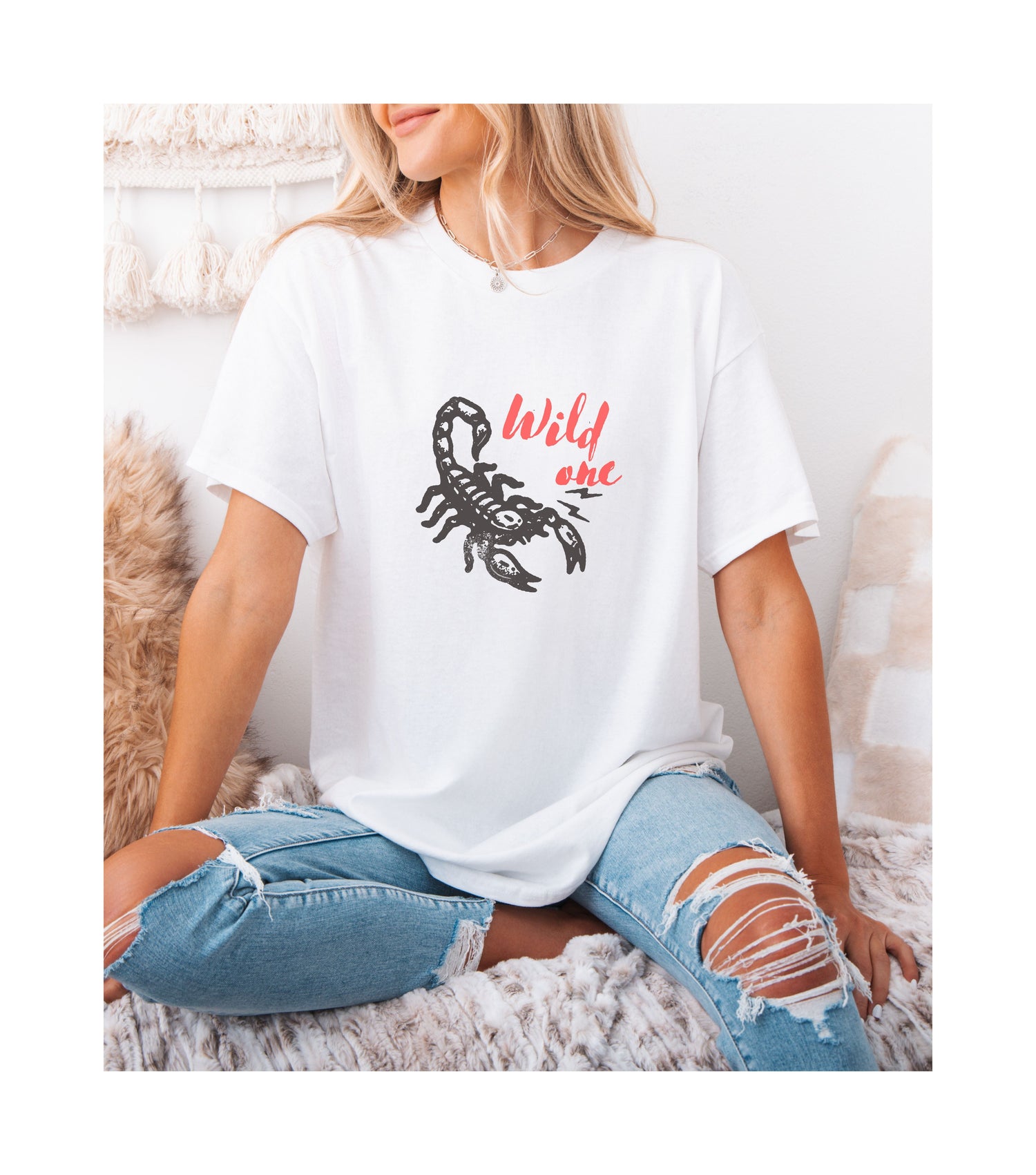 t-shirts The flirty crow