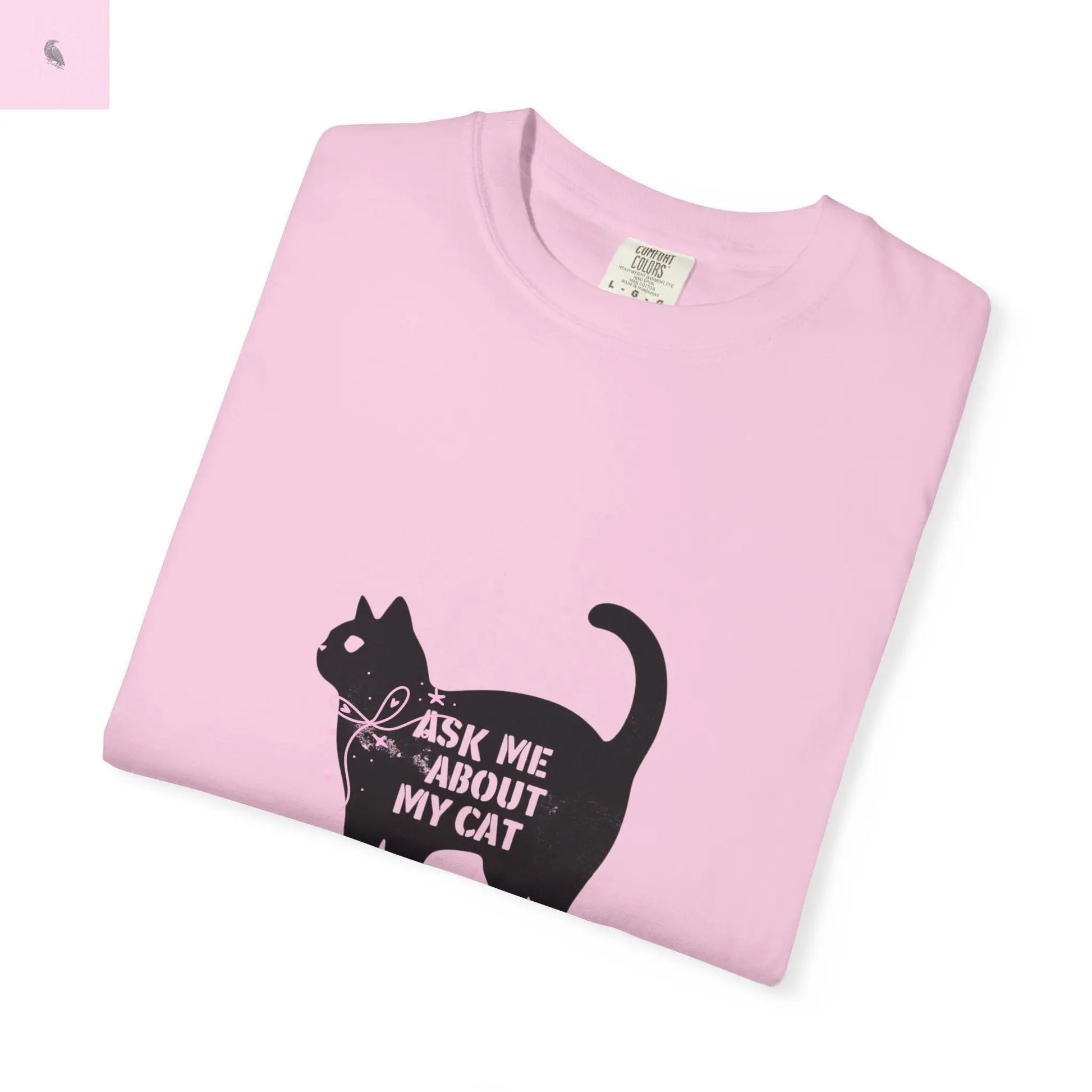 Cat Lovers Funny T-Shirt - The flirty crow