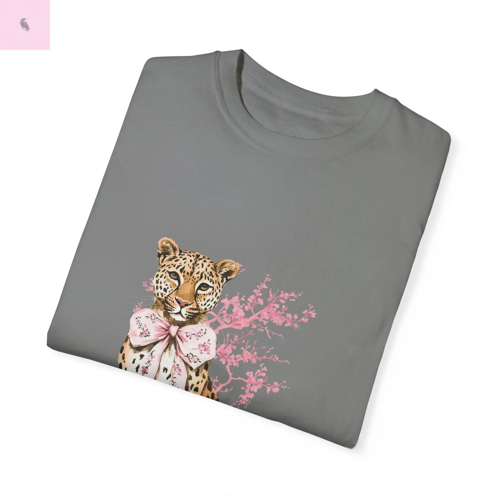Chinoiserie Chic Leopard T-shirt The flirty crow