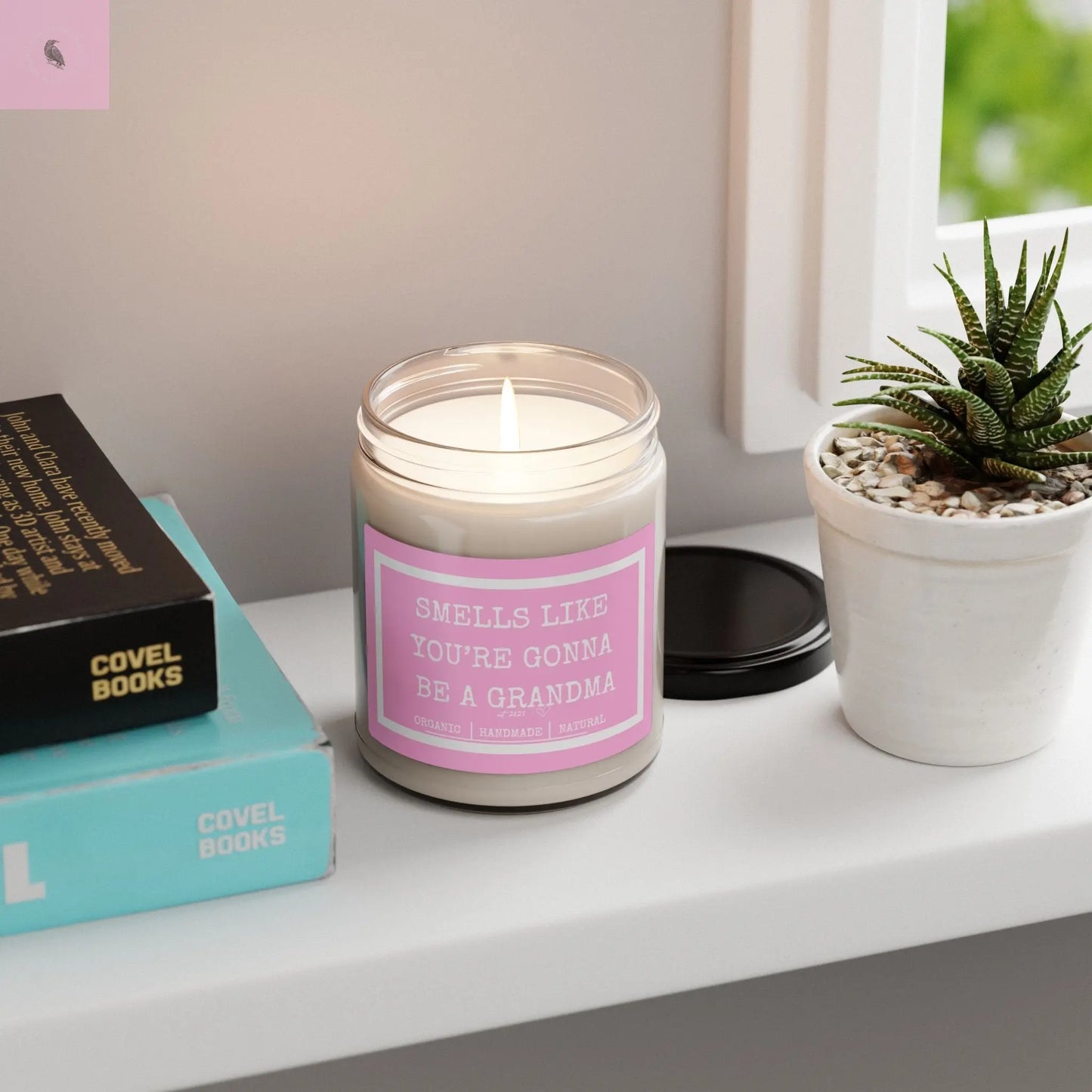 Scented Soy Candle - Smells Like You're Gonna Be a Grandma - 9oz Handmade Gift for Expectant Moms The flirty crow