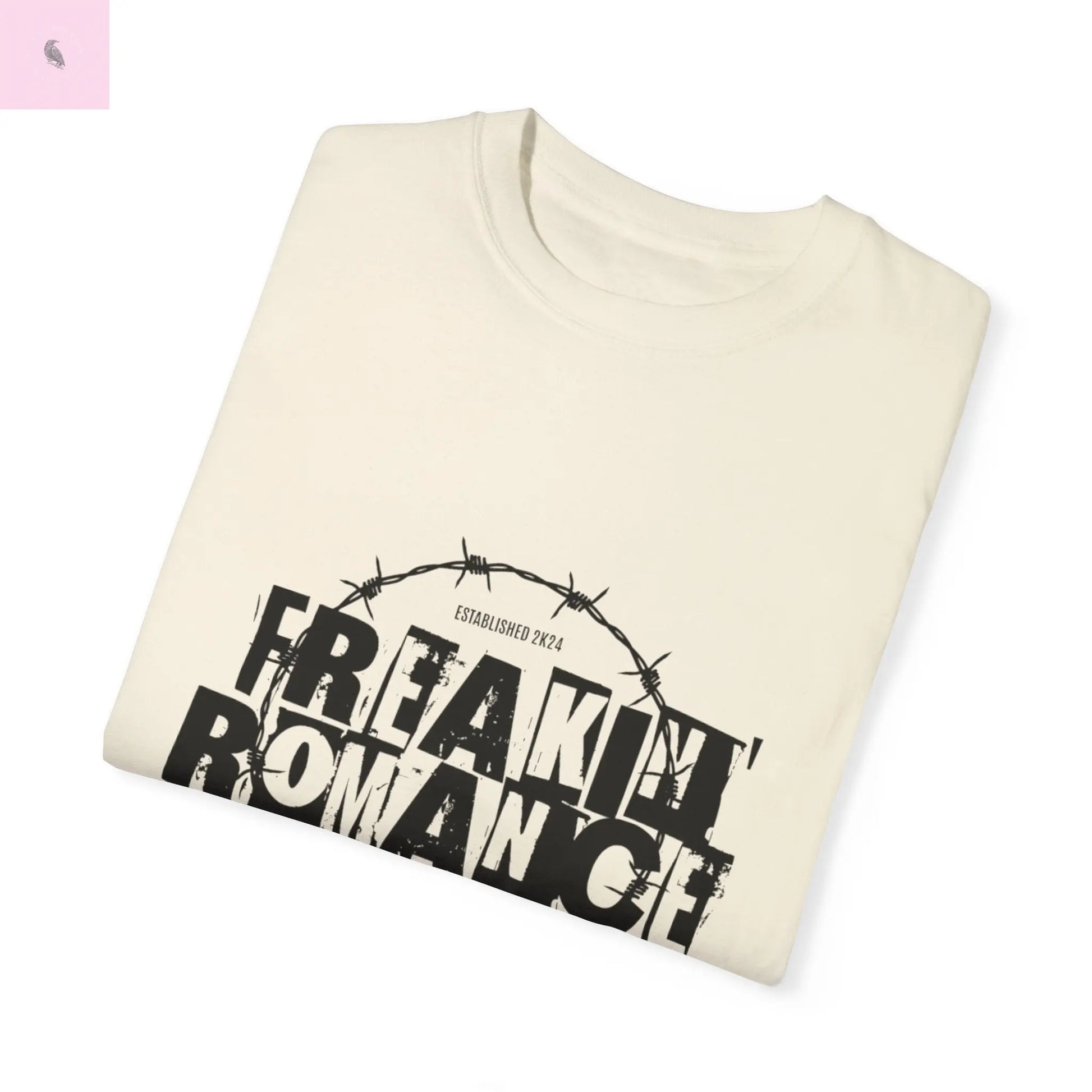 Freakin' Romance Unisex T-Shirt - Trendy Casual Wear The flirty crow