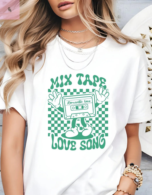 Retro Music Lover T-Shirt The flirty crow