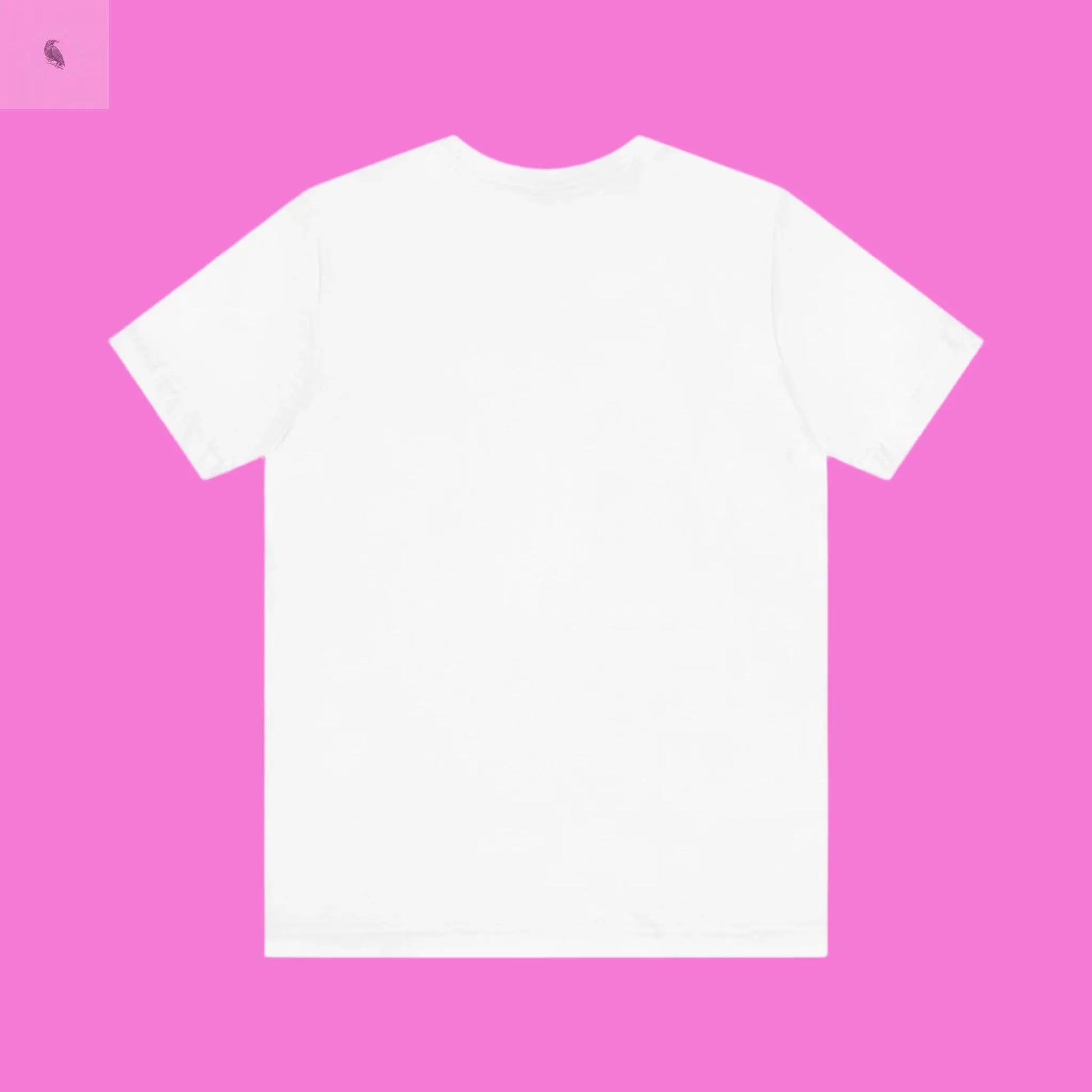 Graphic Unisex Tee - Fun and Playful Design The flirty crow