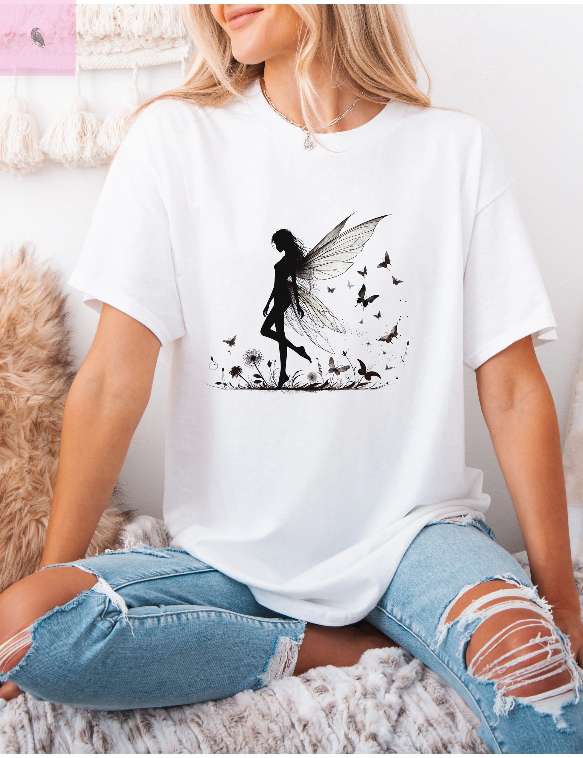 Fairies magical unisex T-Shirt The flirty crow